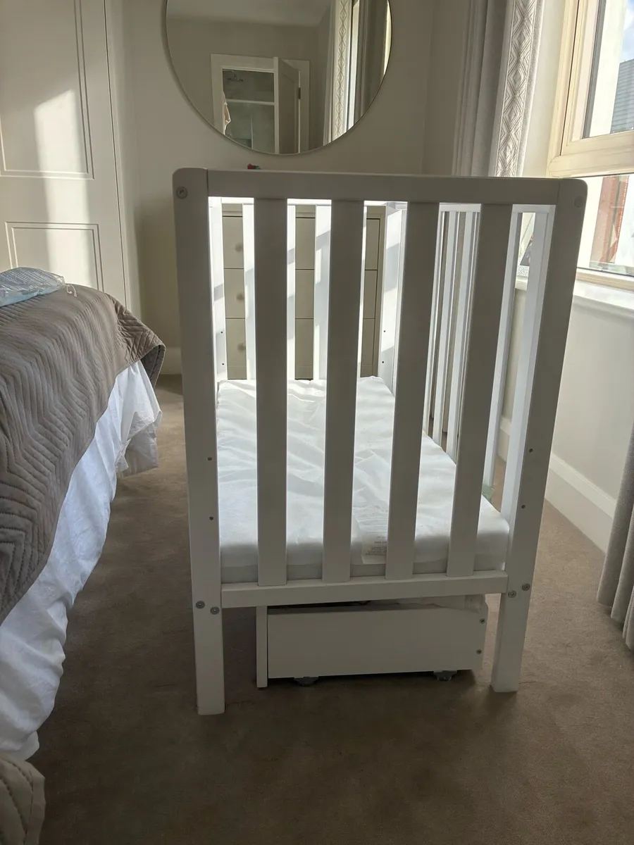 Bantum space saver cot, drawer and mattress - Image 4