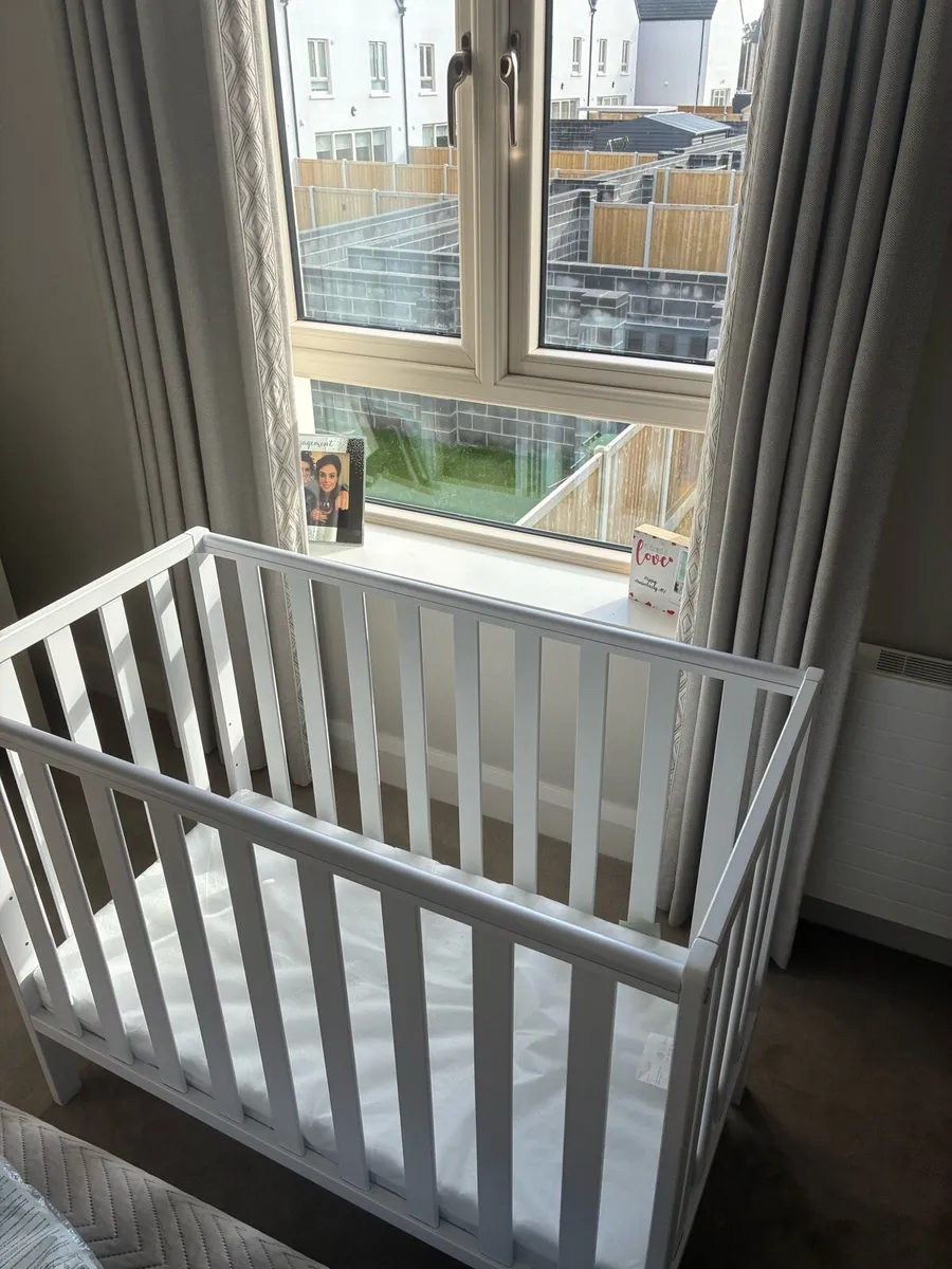Bantum space saver cot, drawer and mattress - Image 3