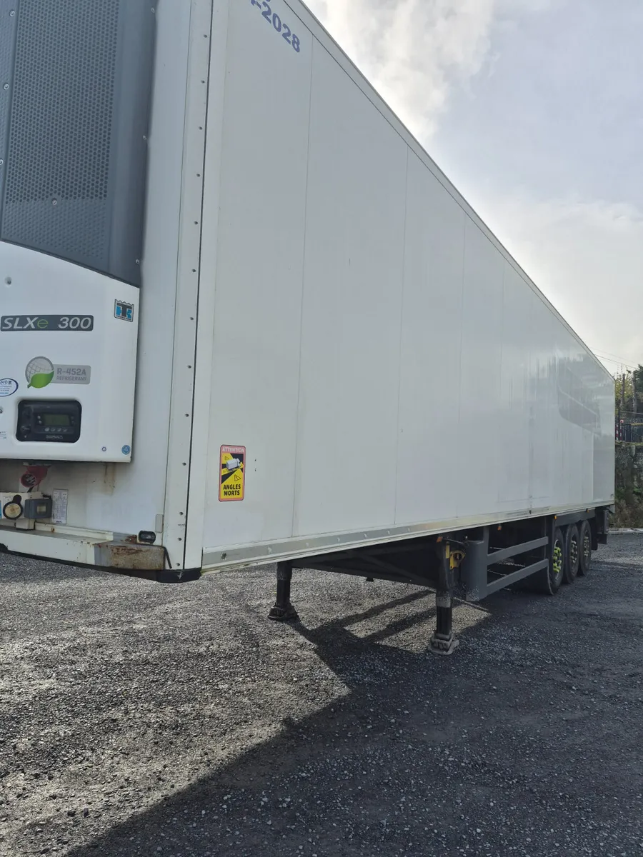 2016 Schmitz Fridge Fugocar Railer - Image 1
