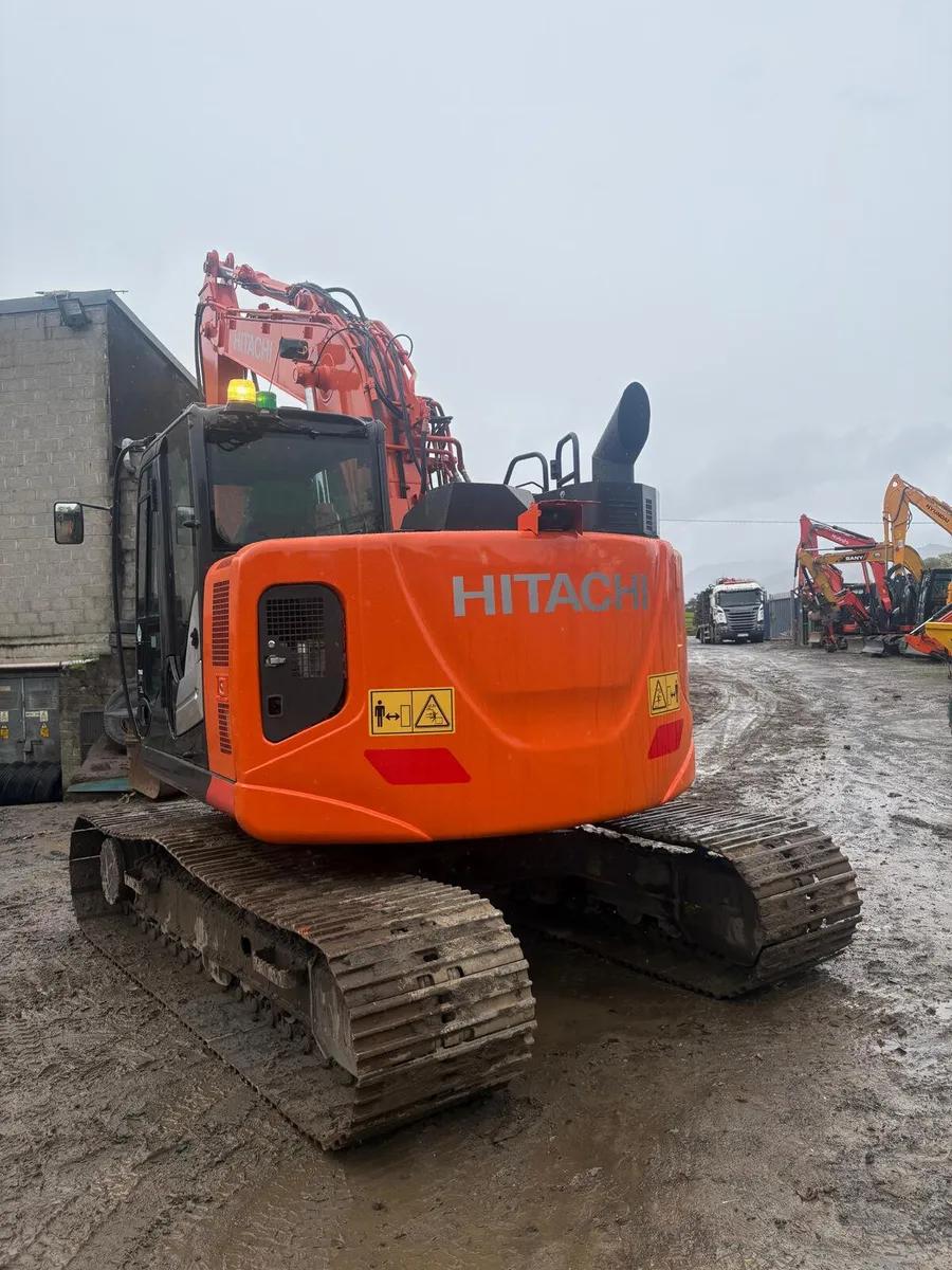 2019 Hitachi  Zaxis 135 - Image 3