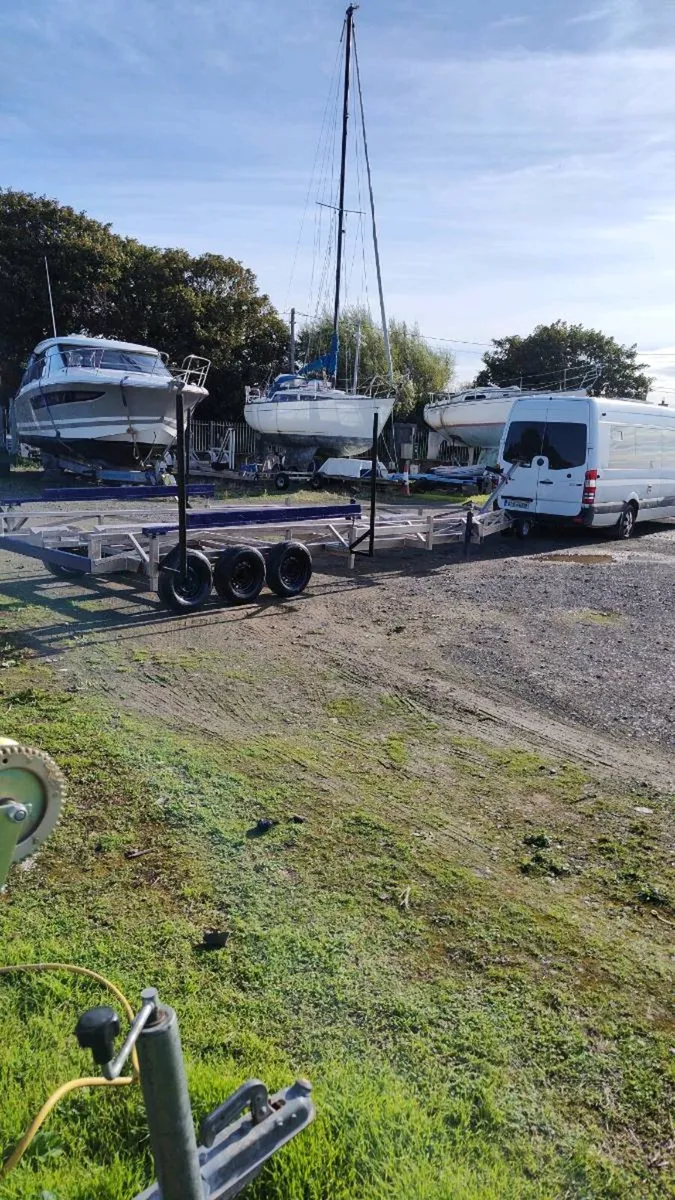 Alloy motor cruiser may consider a part exchange - Image 3
