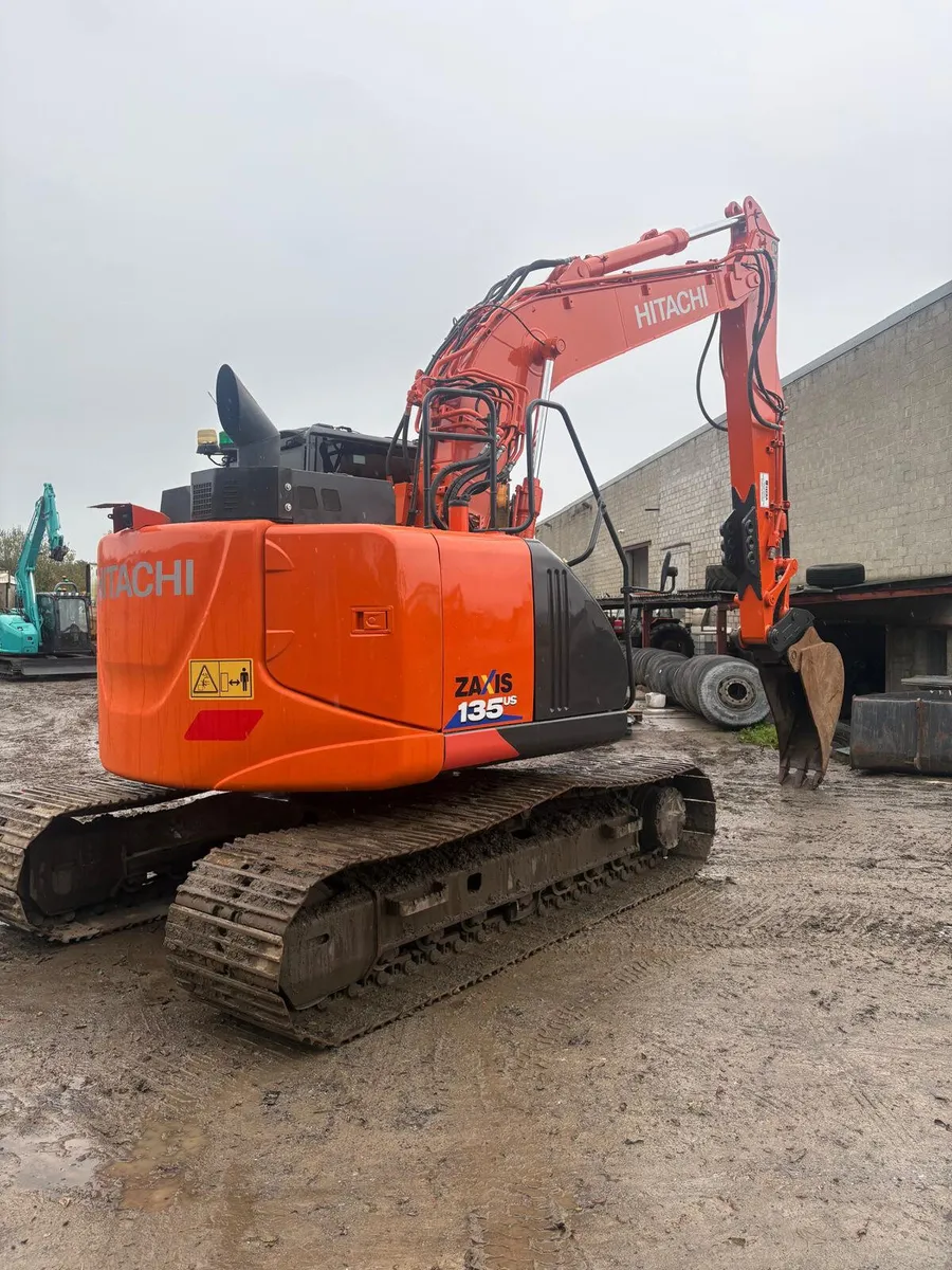 2019 Hitachi  Zaxis 135 - Image 4