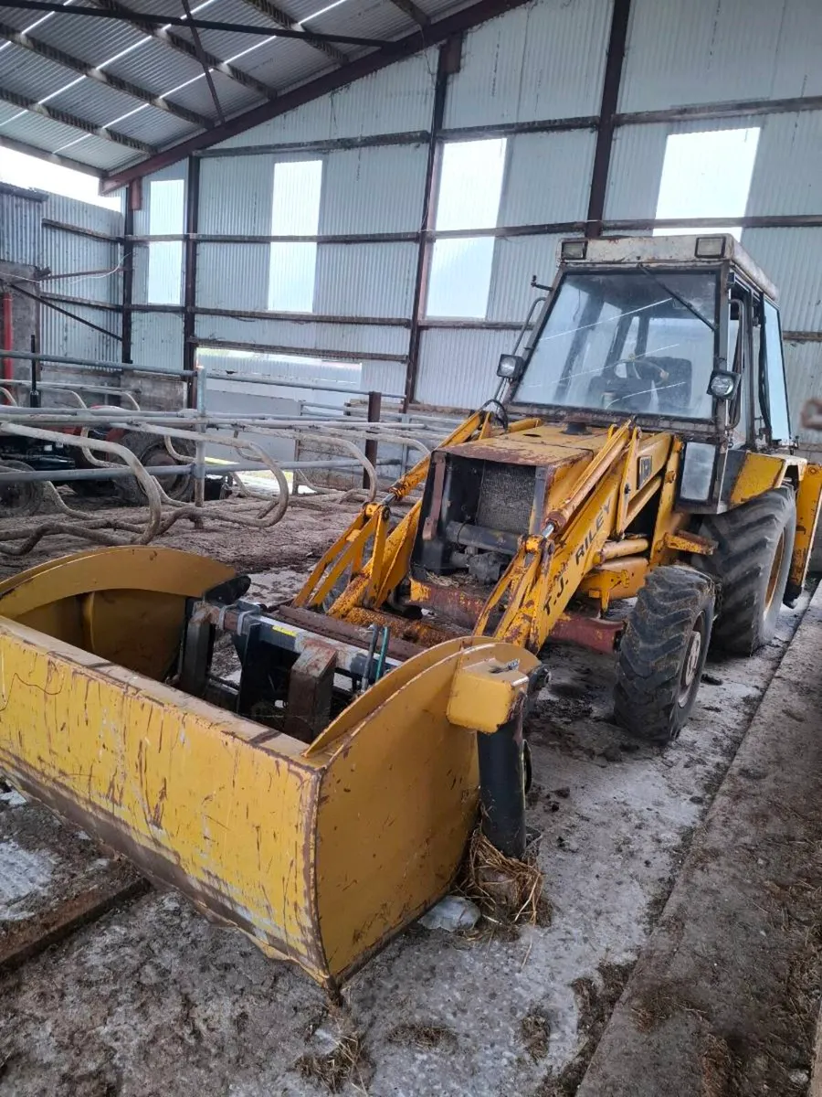 farm machinery - Image 1