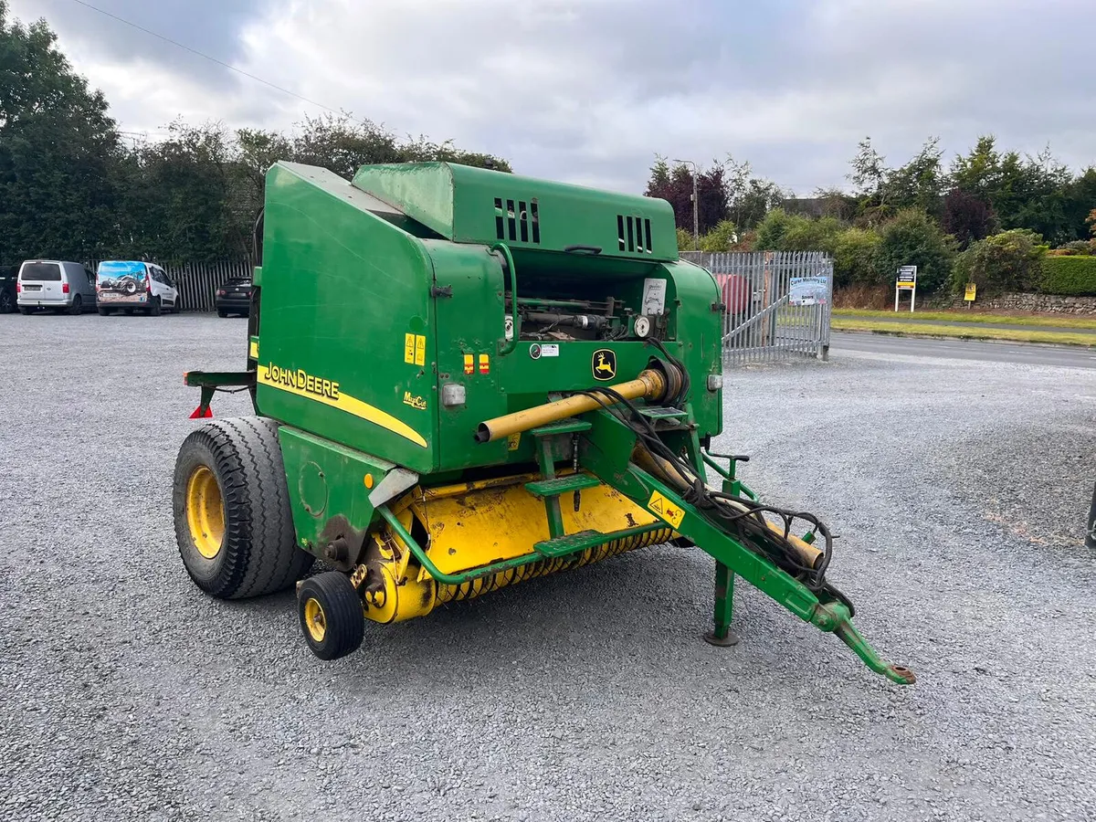 October Special 🎃 John Deere 578 Round Baler - Image 2