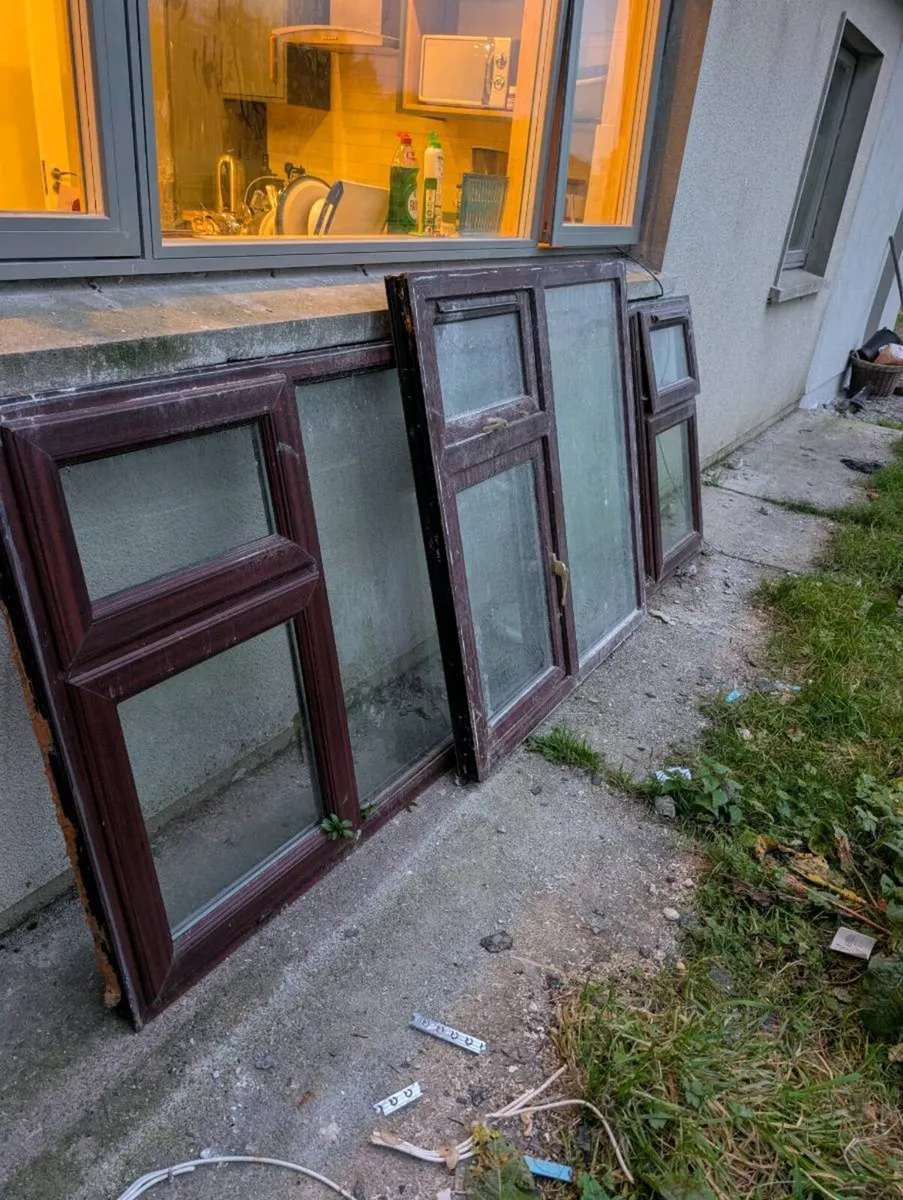 Assortment of Double glazed windows - Image 1
