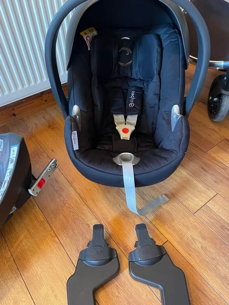 Mamas & Papas Ocarro Travel System - Image 4