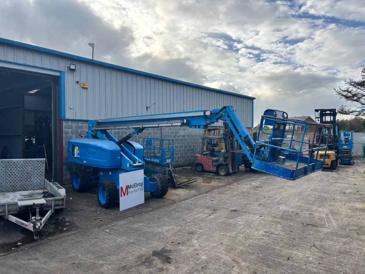 Genie S65 Boomlift - Image 1