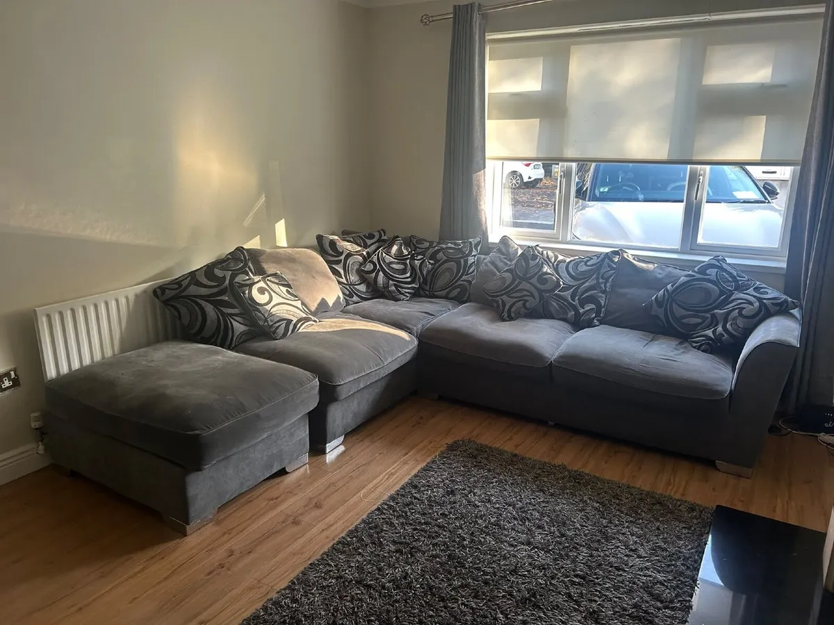 Sofa - Image 2