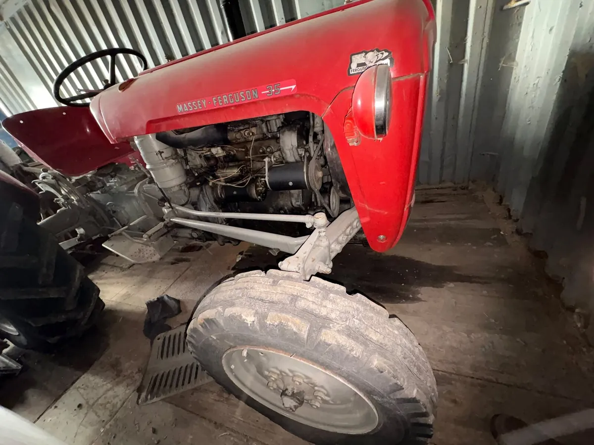 Massey Ferguson 35 - Image 1