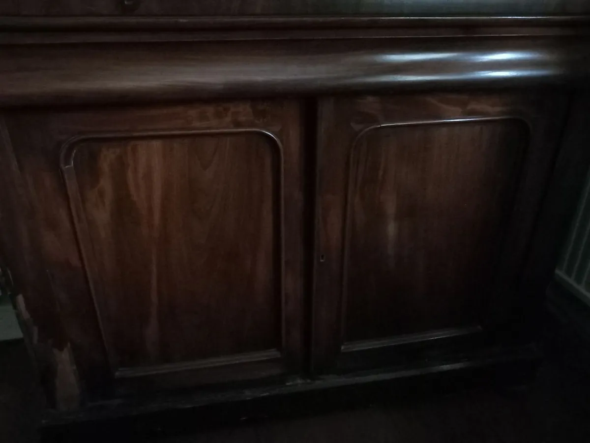Furniture - Image 3
