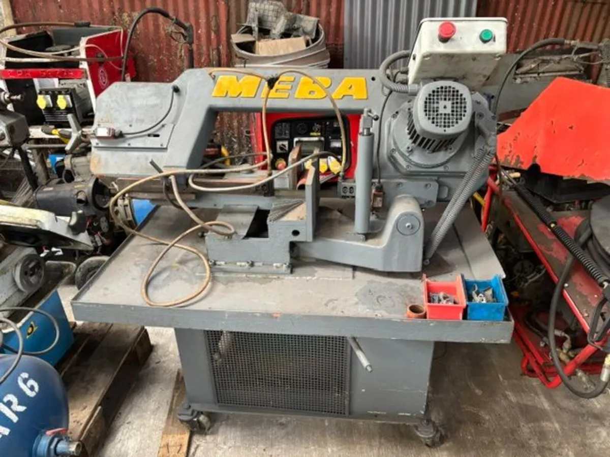 Bandsaws - Image 1
