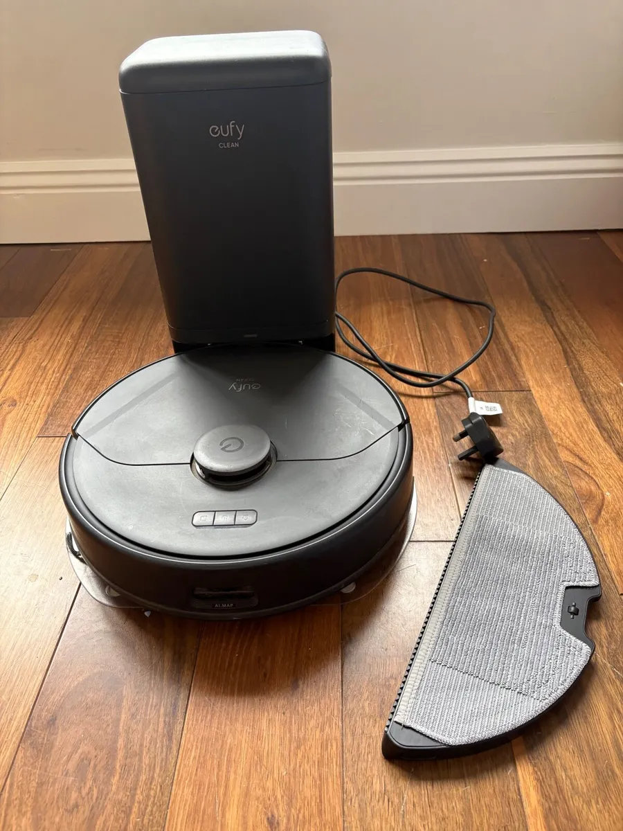 Eufy X8 pro vacuum/mop - Image 3