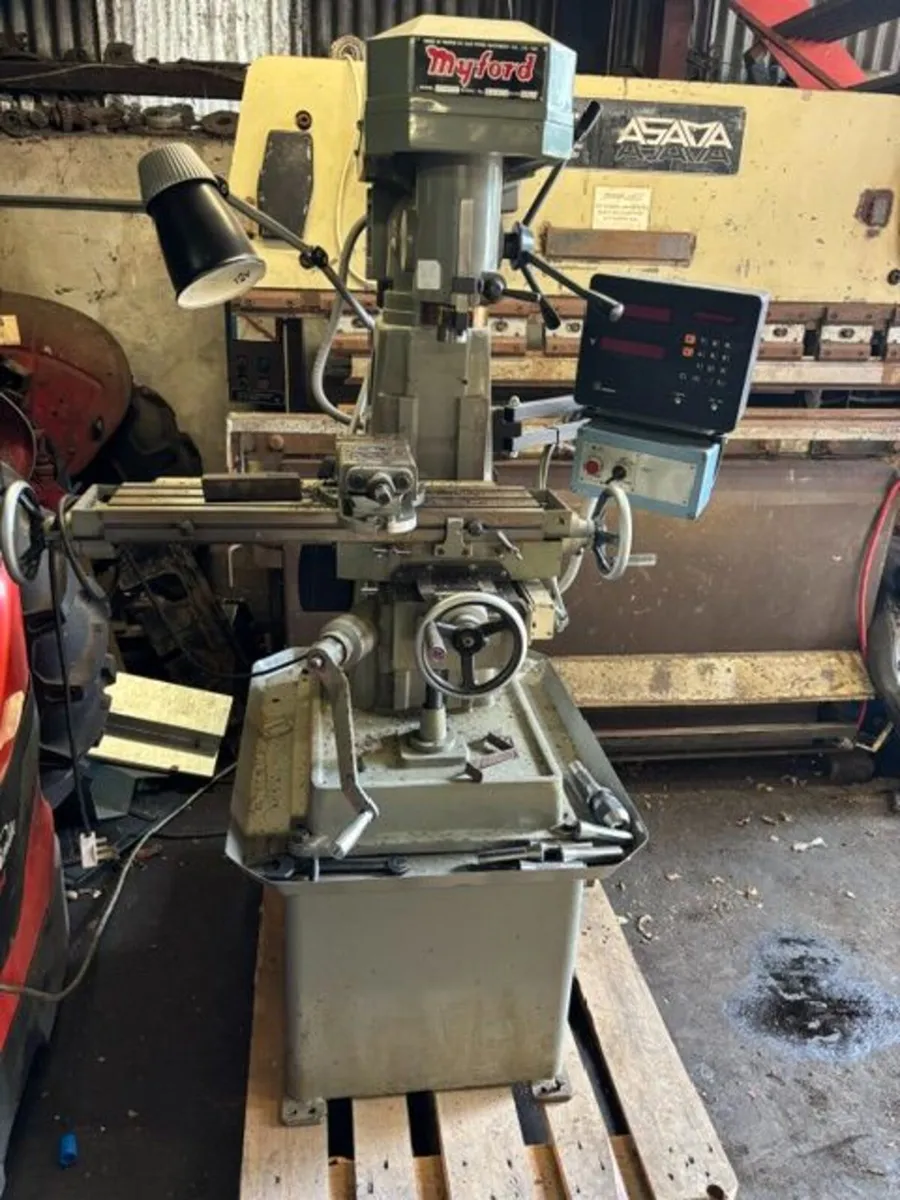 Milling Machines - Image 2