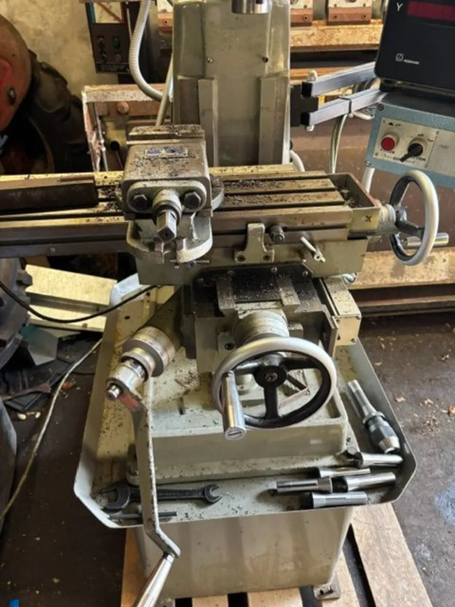 Milling Machines - Image 3