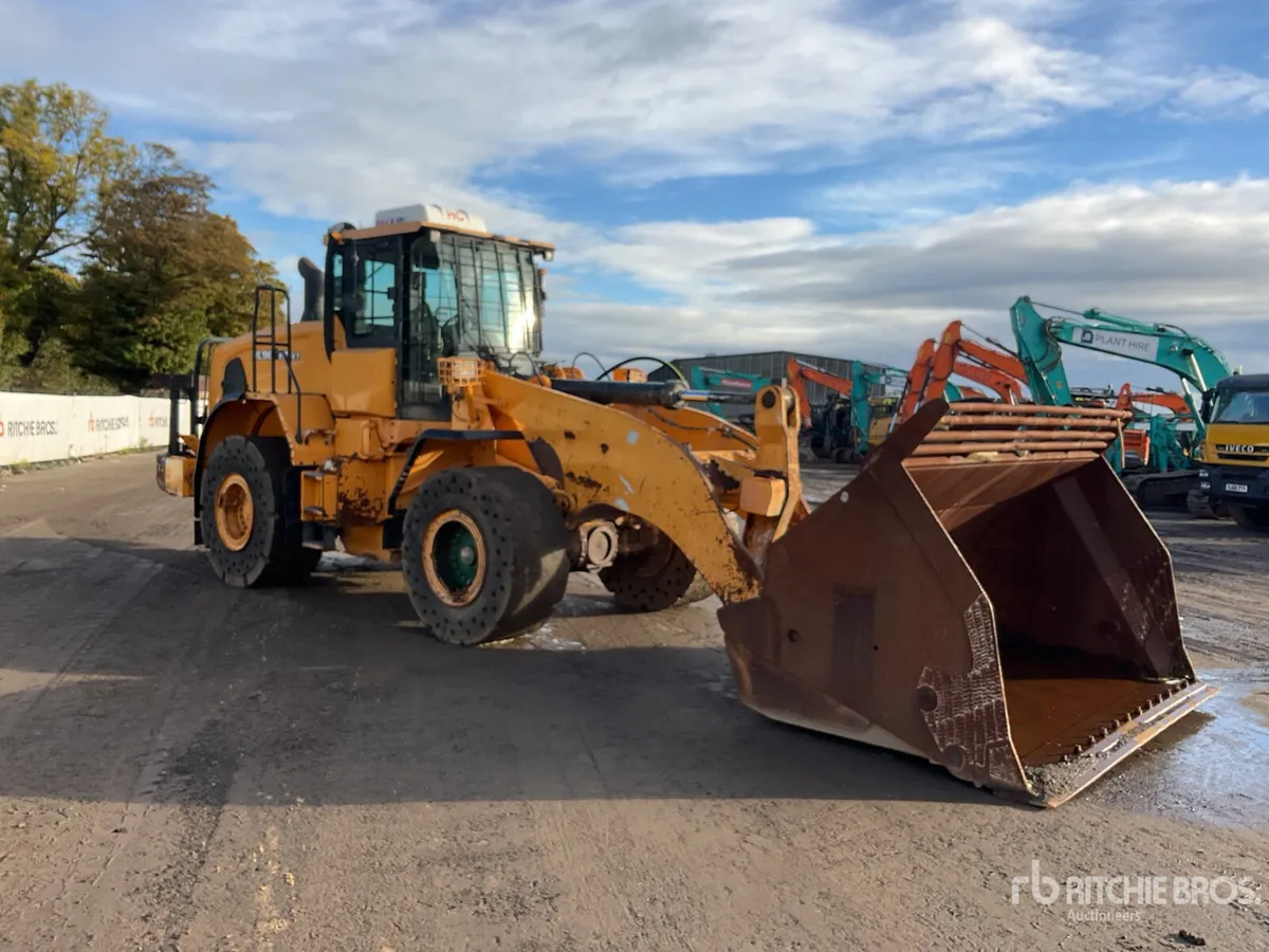 2019 Hyundai HL960 HD XT High Lift Wheel Loader - Image 4