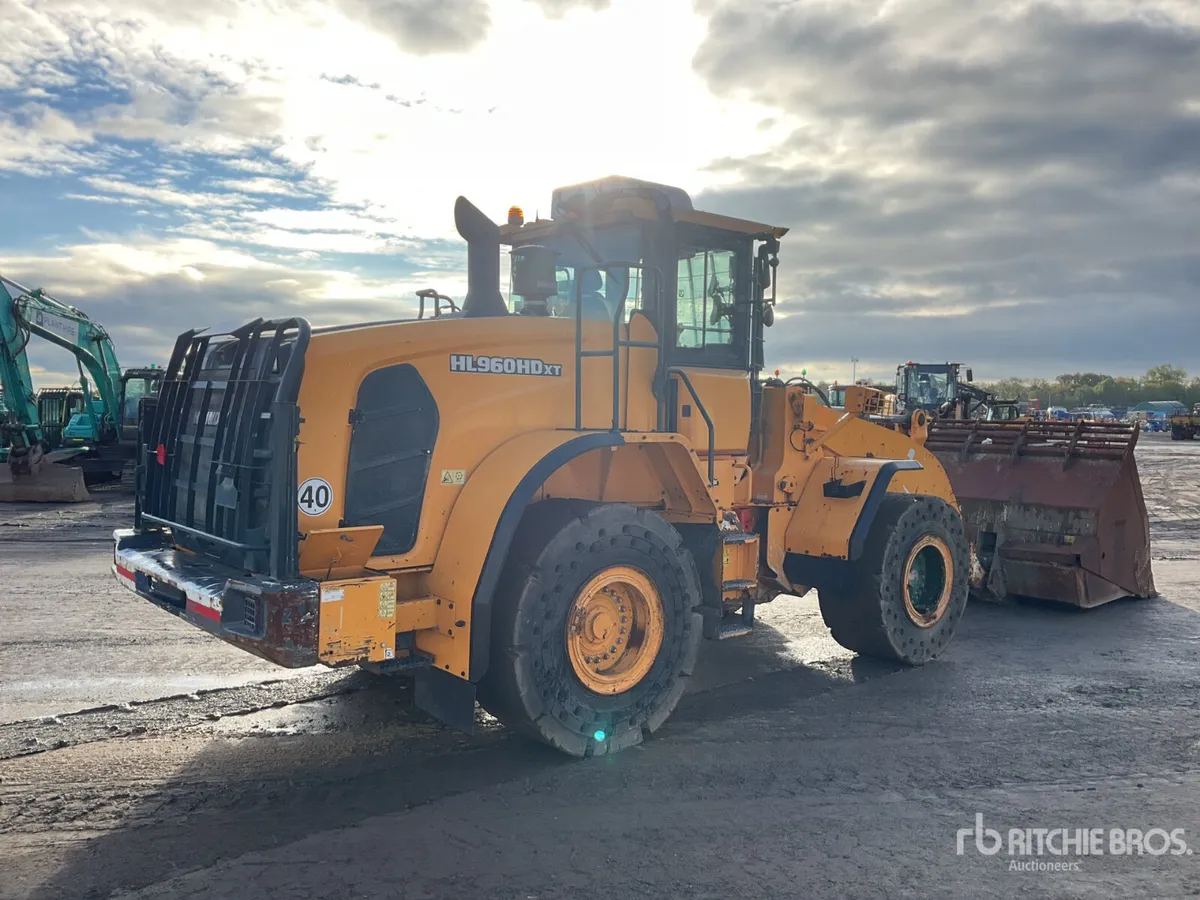 2019 Hyundai HL960 HD XT High Lift Wheel Loader - Image 3