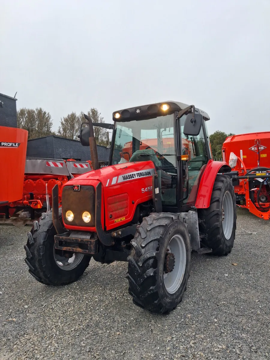 Massey Ferguson 5455 - Image 1