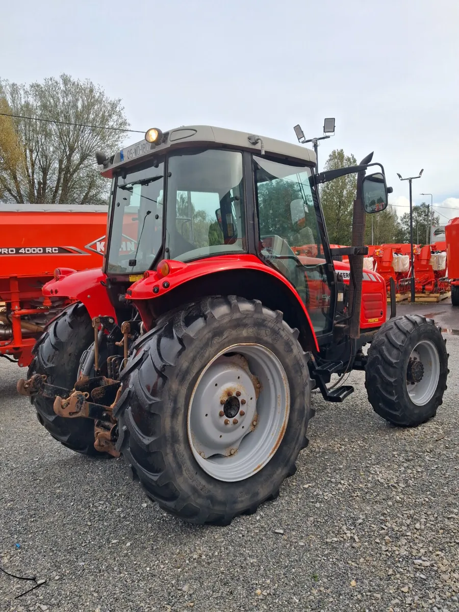 Massey Ferguson 5455 - Image 2