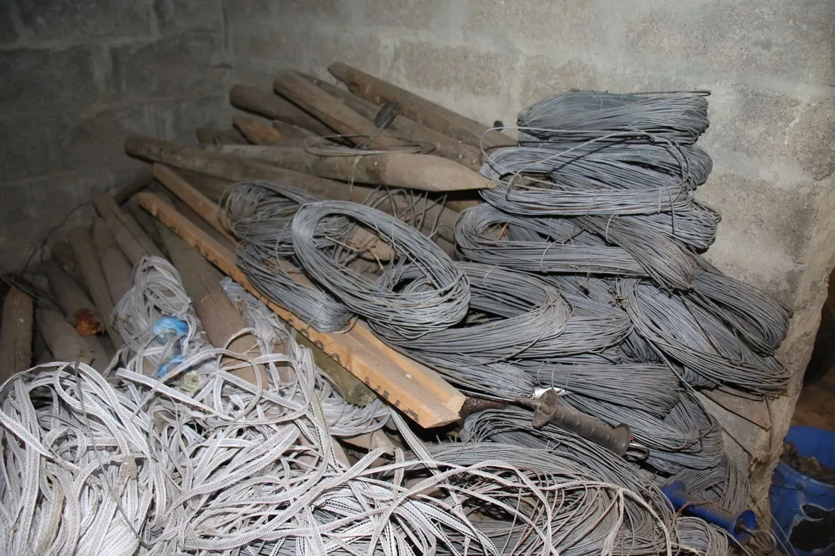 Fencer Wire & Poles - Image 2