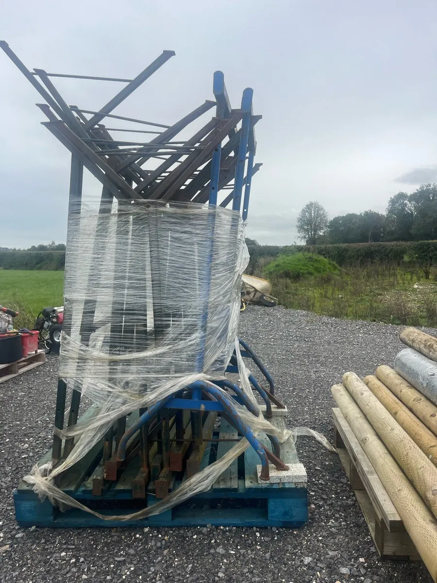 12 Trestles  for sale