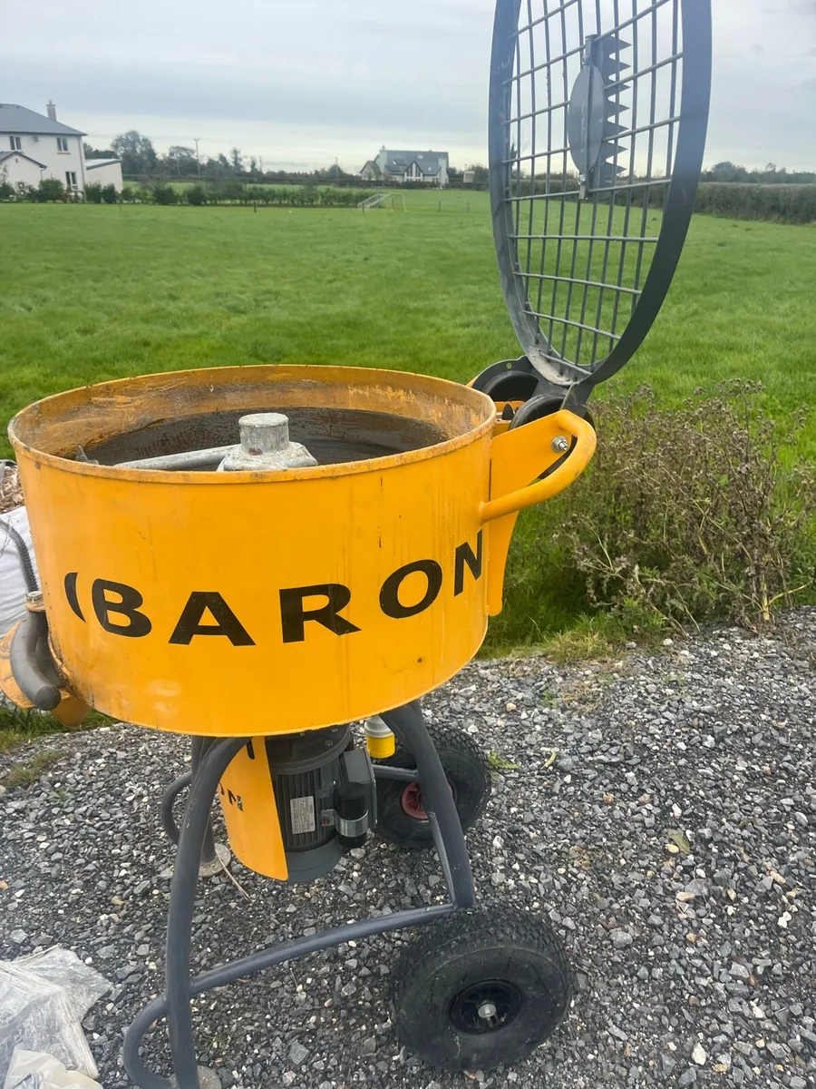 Baron F120 Forced Action Mixer - Image 3