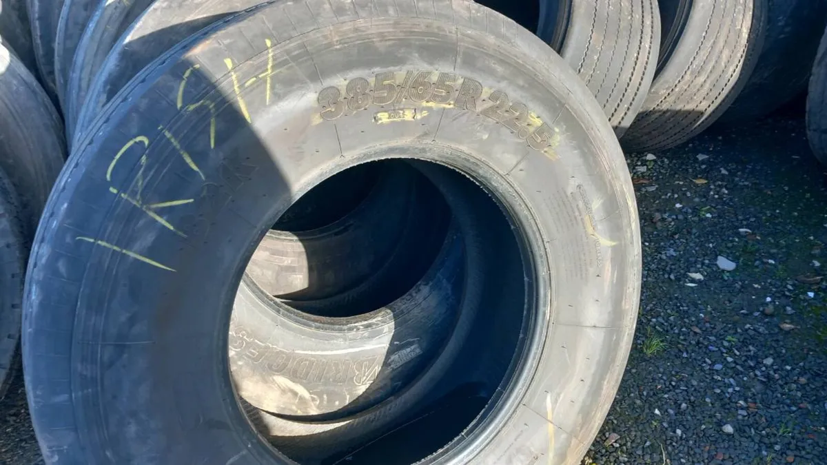 Lorry/trailer tyres - Image 2