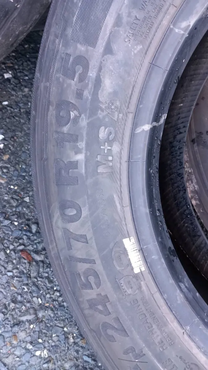 Lorry/trailer tyres - Image 4