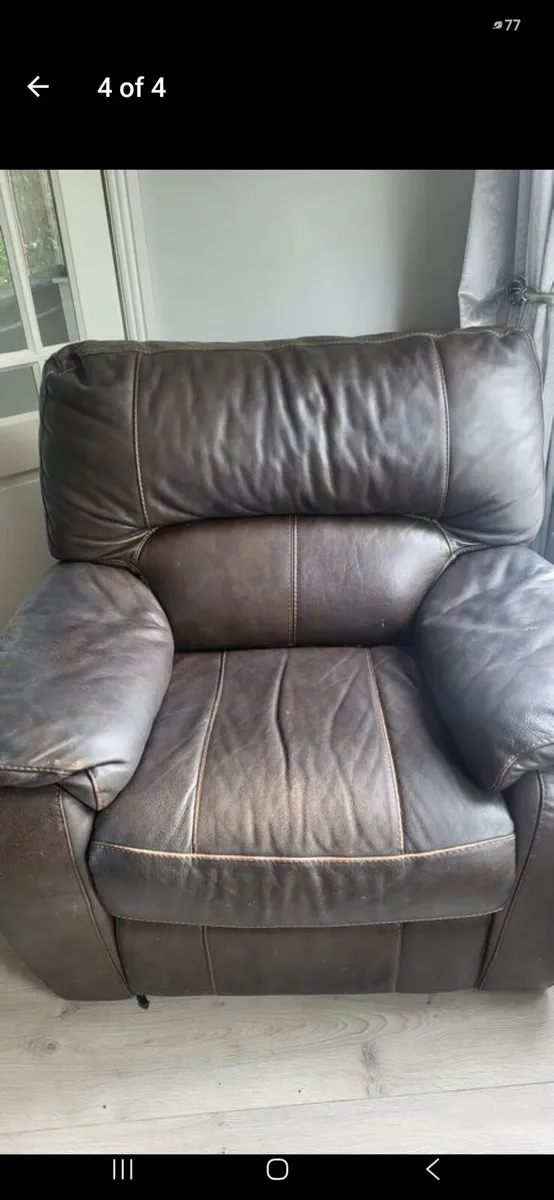 DFS Leather Sofa Recliner Set 3 & 1 seater - Image 2