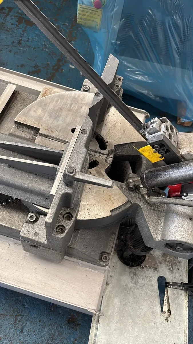 Used BOMAR Ergonomic 320.258 DG Bandsaw – €3,650 - Image 3