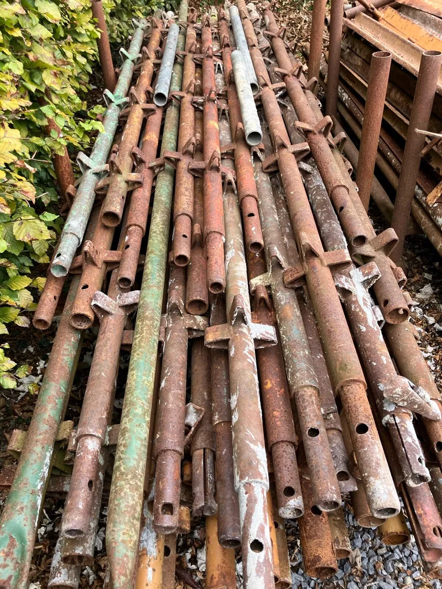 Scaffolding. - Image 3
