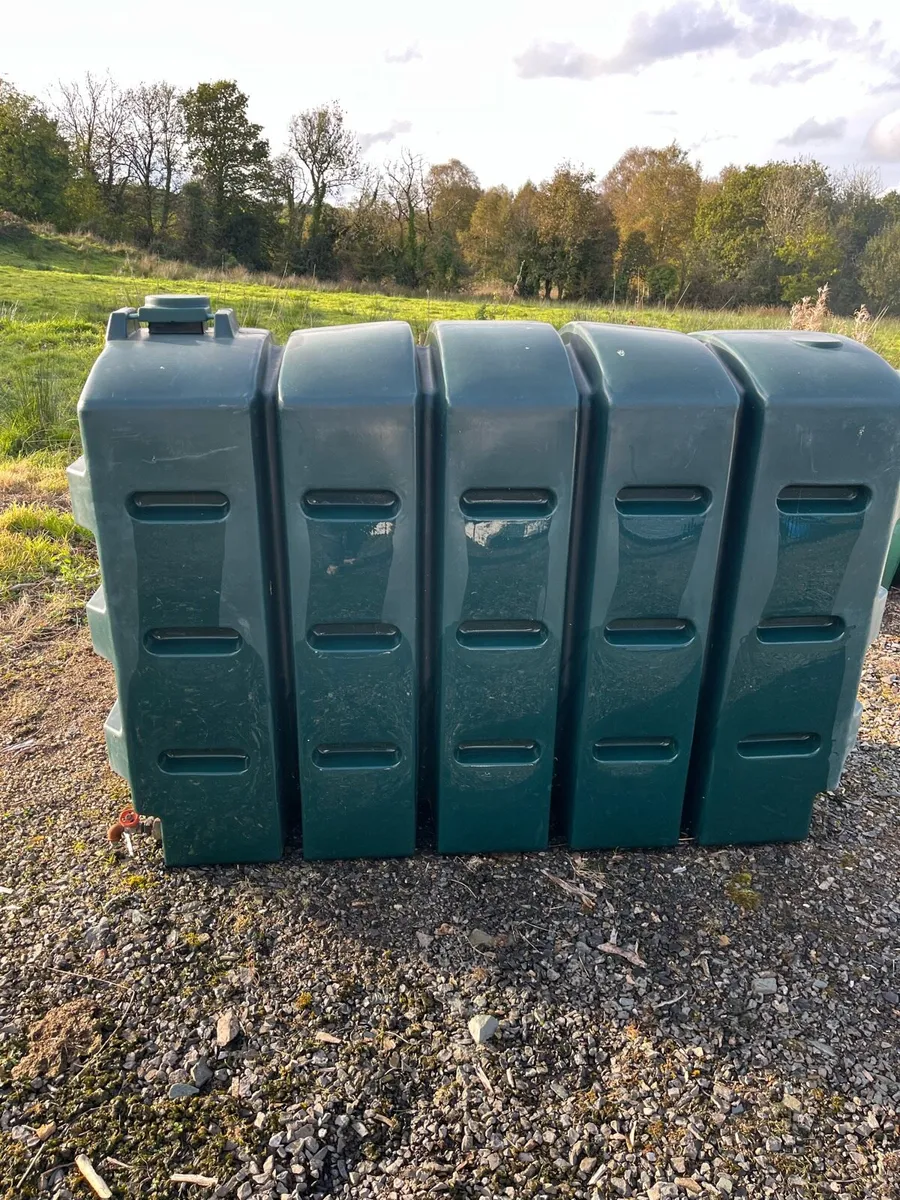 Oil tanks - Image 1