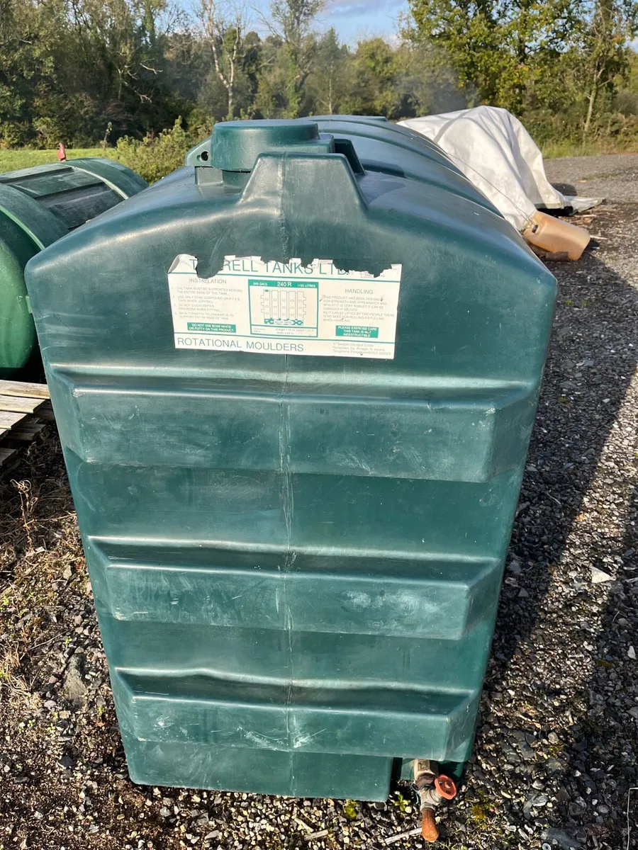 Oil tanks - Image 2