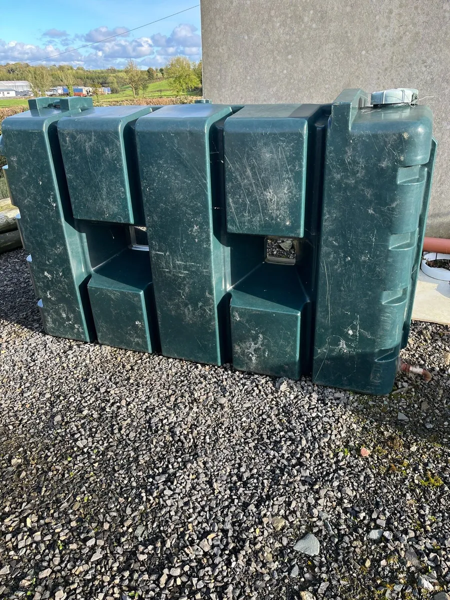 Oil tanks - Image 4