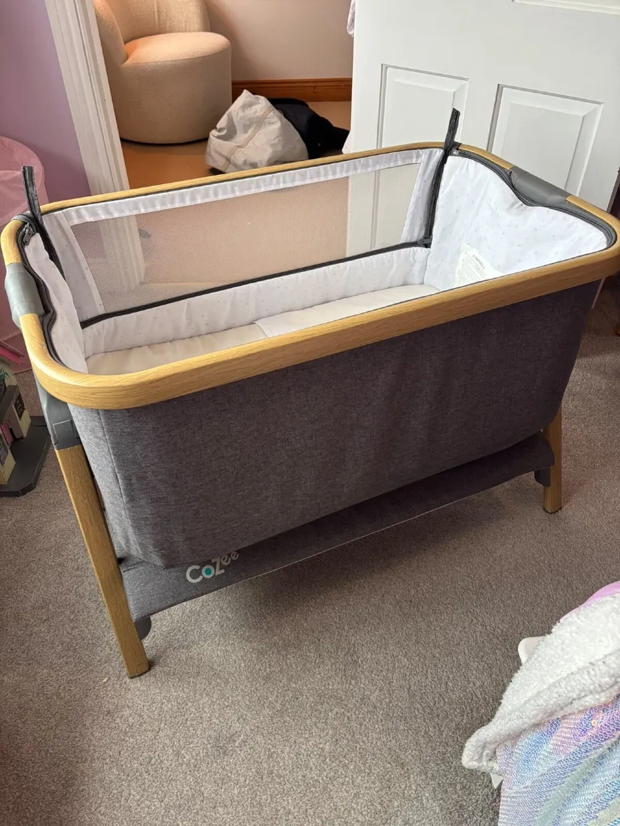 Next to me baby cot - Image 3