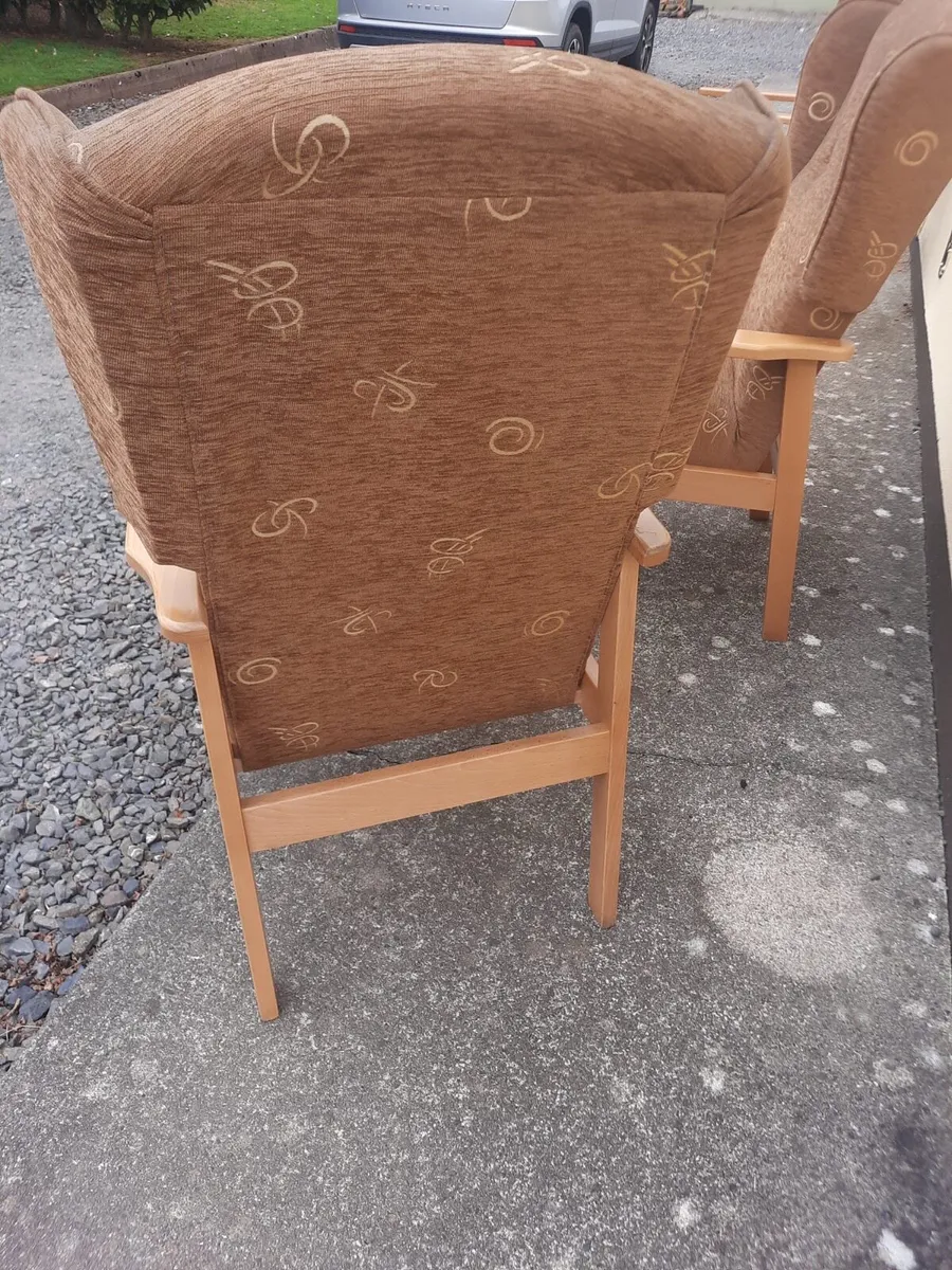 Orthopaedic armchairs - Image 4