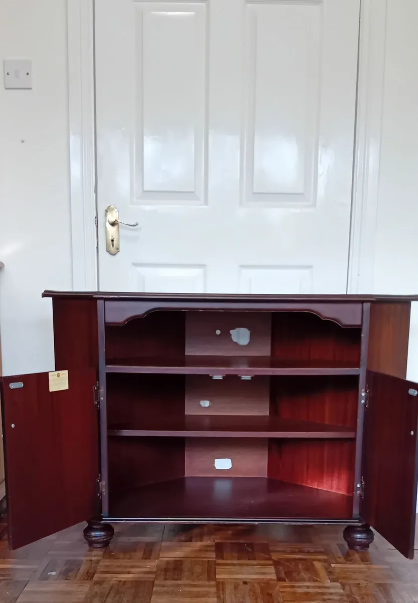 TV Cabinet Mahogony - Image 4
