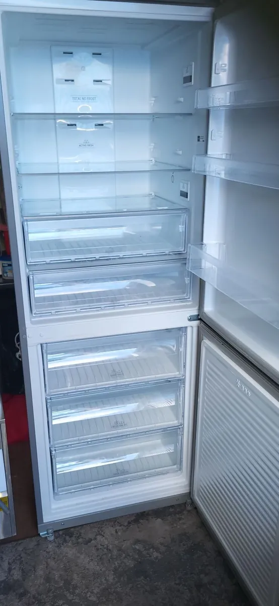 Hotpoint  No Frost Fridge & glass display fridge - Image 3