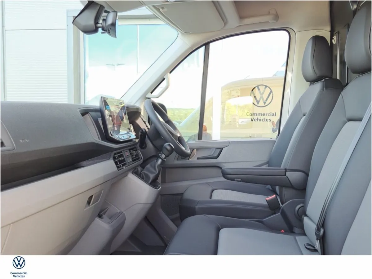 Volkswagen Crafter 0% Finance Trendline 140bhp - Image 3