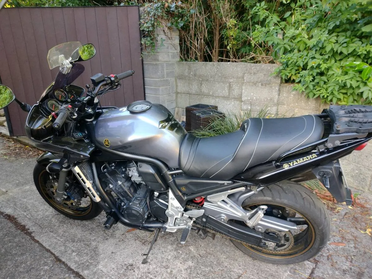 Fazer 1000 2004 - Image 1
