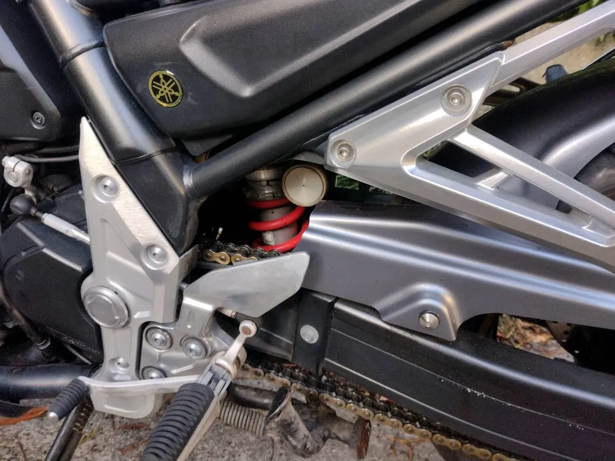 Fazer 1000 2004 - Image 2