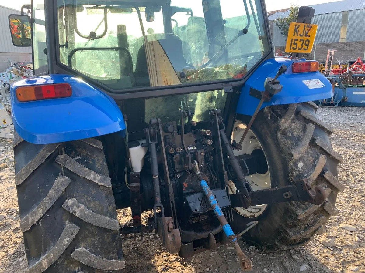 NEW HOLLAND TL100A - Image 4