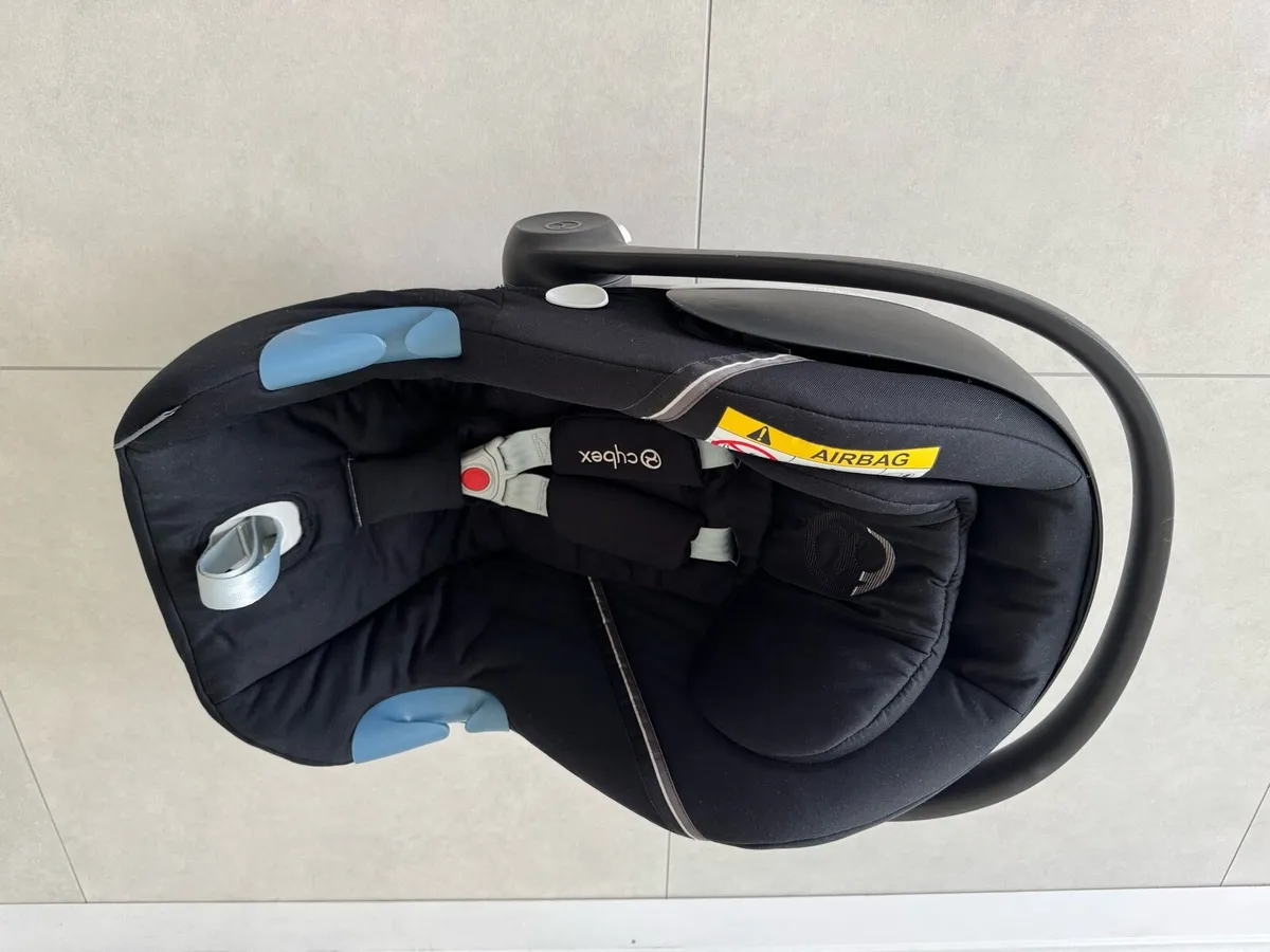 Cybex Aton M car seat - Image 2