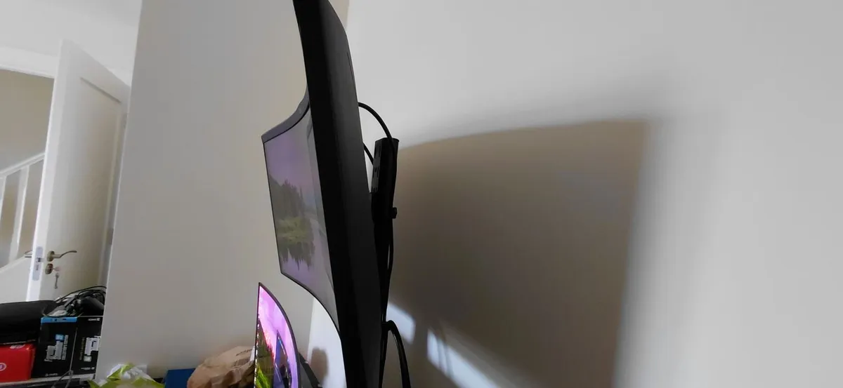 AOC 34" WQHD Curved Ultrawide Monitor 180HZ | CU34 - Image 2