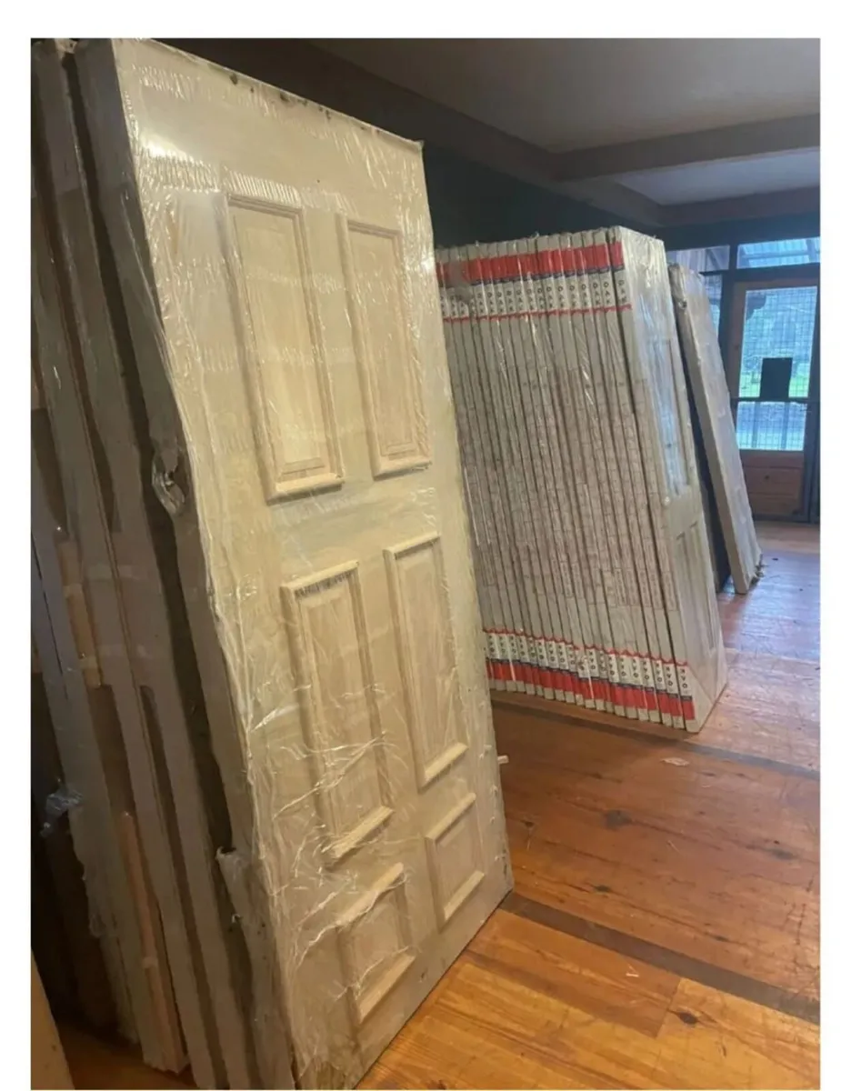 Solid wood doors all in stock - Image 2