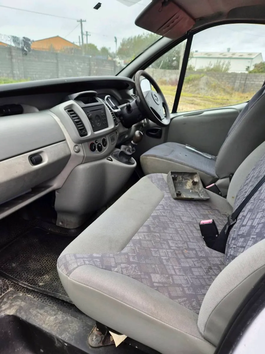 06 opel vivaro parts repair site storage - Image 3