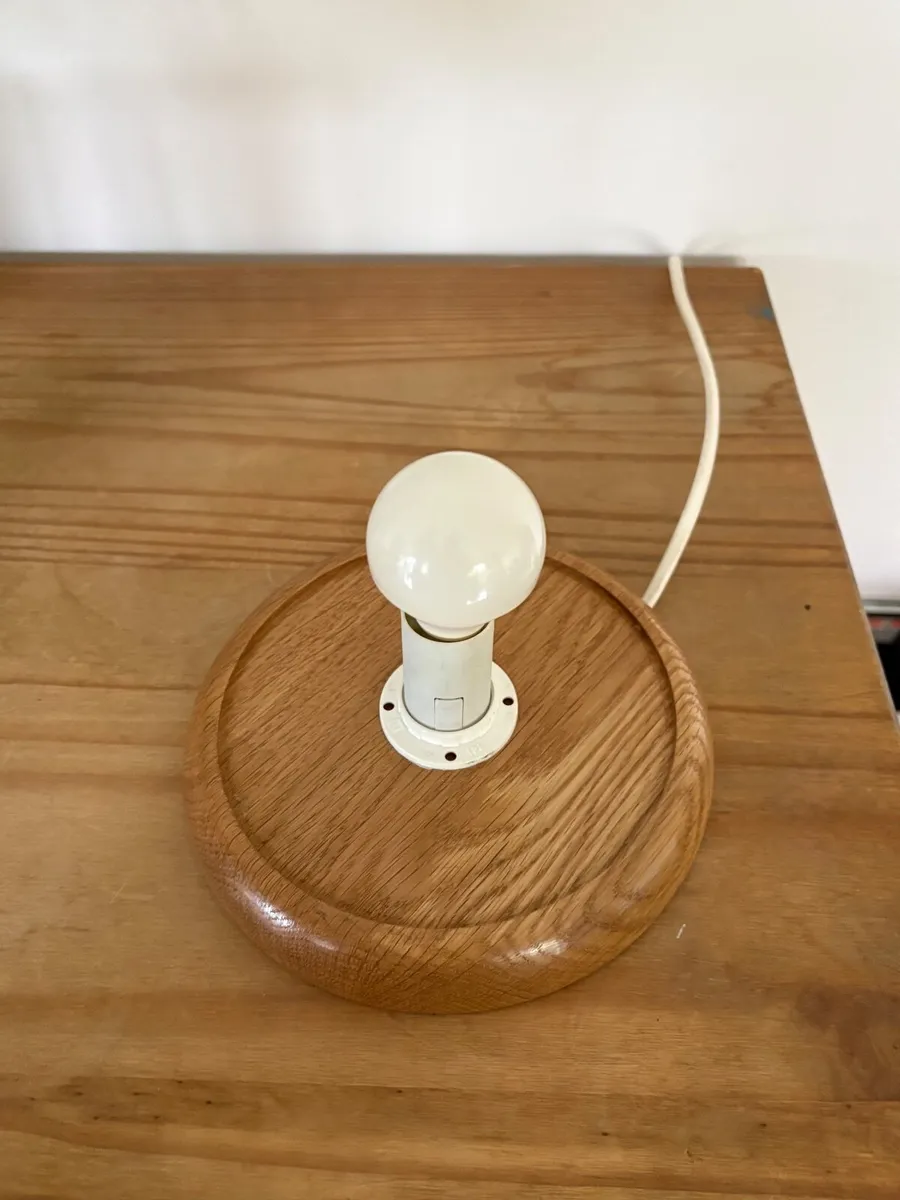 Irish Handmade Glass Company Lamp - Image 3