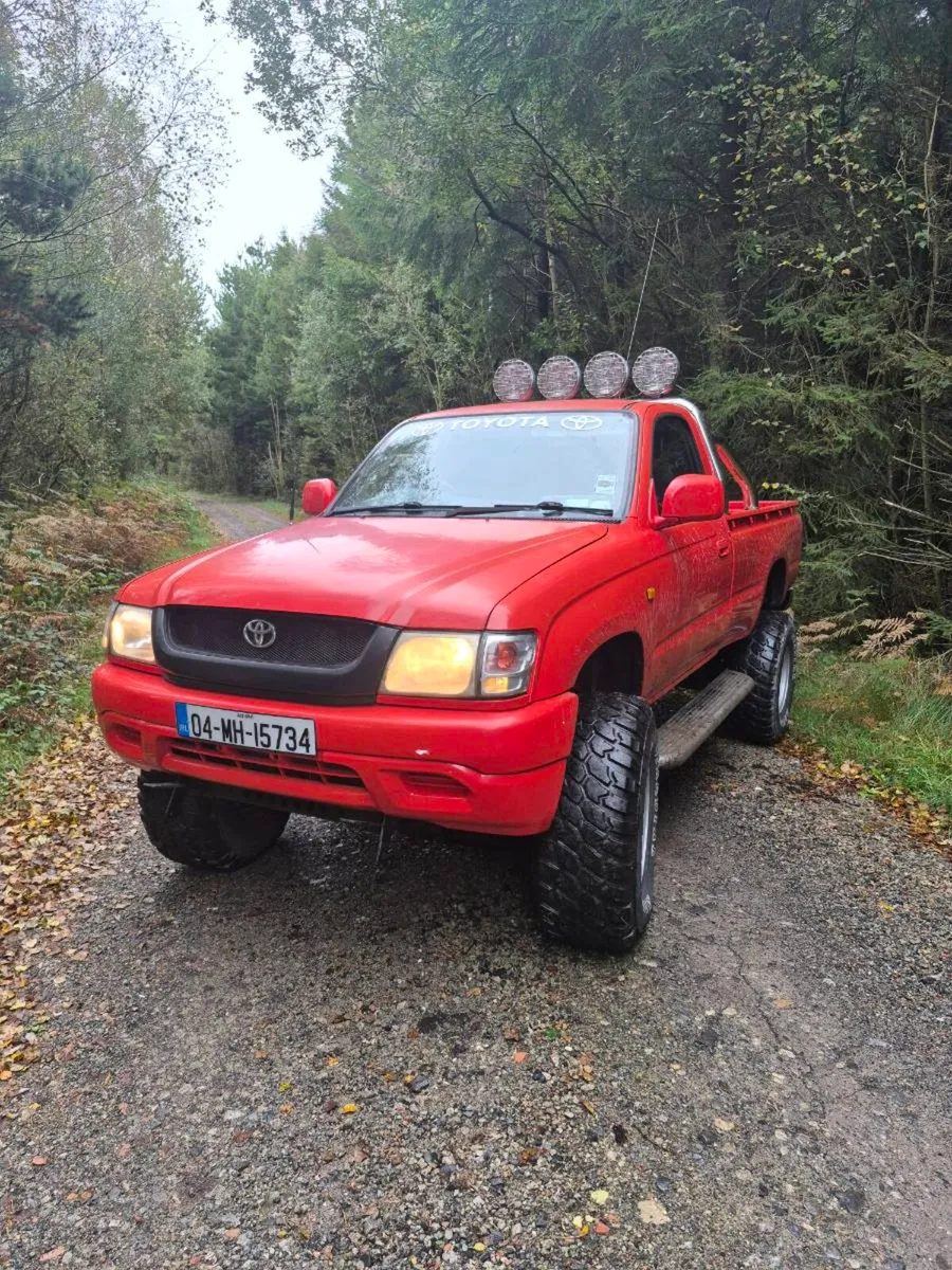 Toyota hilux - Image 1