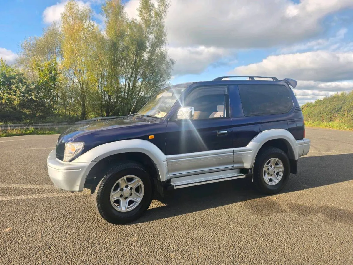 TOYOTA LANDCRUISER PRADO - Image 4