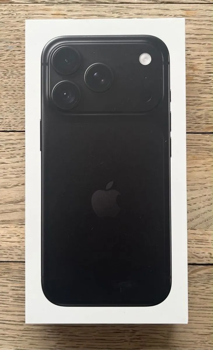 Apple iPhone 18 Pro - Image 1