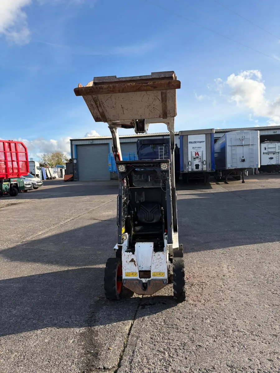 2023 bobcat S70 Door way skid steer  low hrs - Image 3